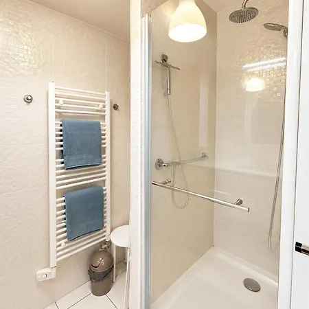 Grenelle Apartment Paris